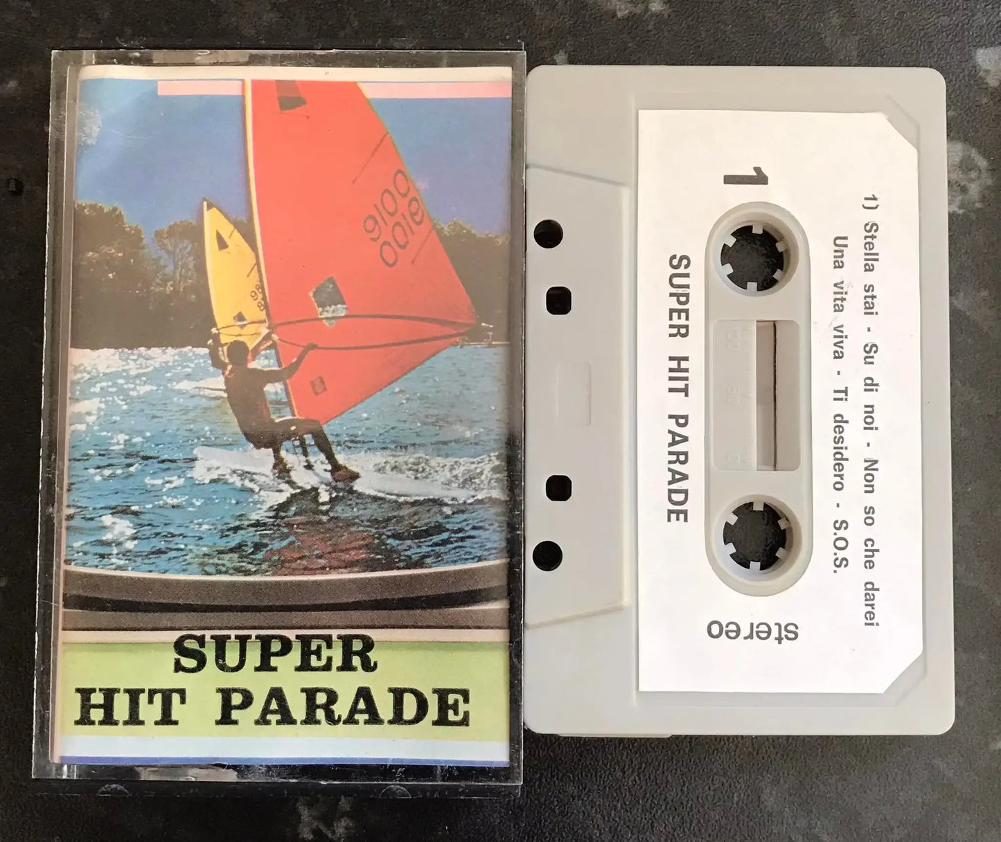 Super Hit Parade Album, Vintage Cassette Magretro