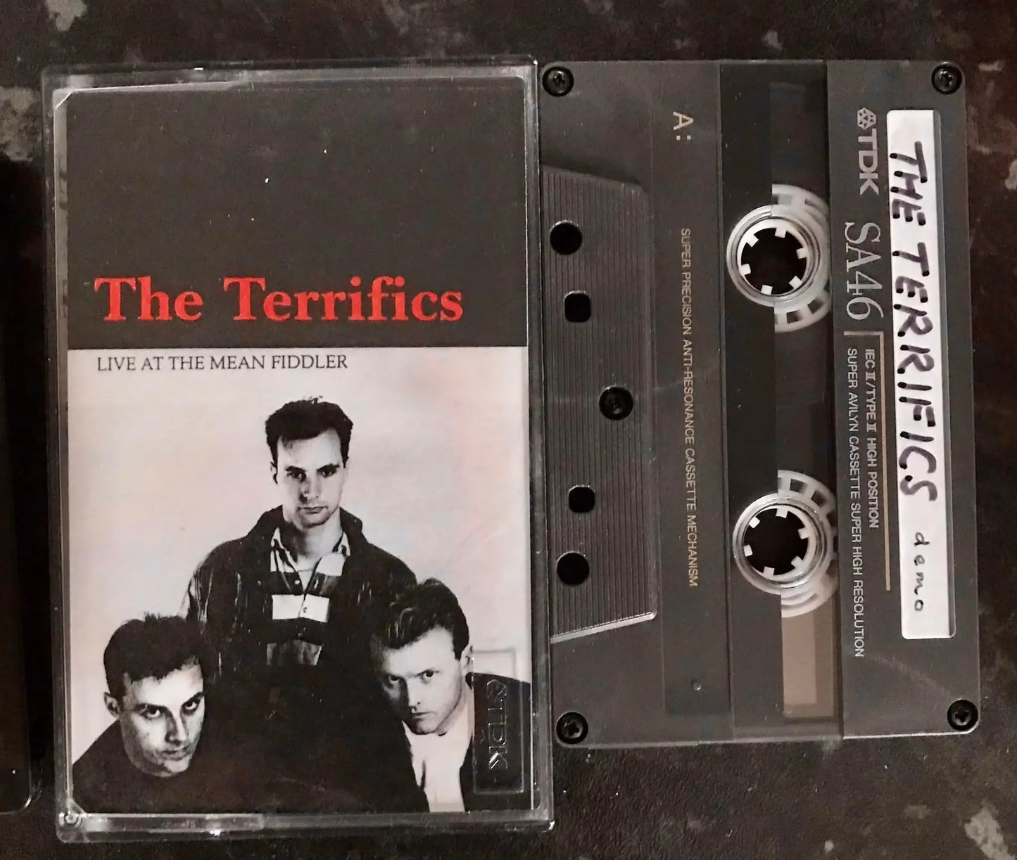 The Terrifics Live at the Mean Fiddler (DEMO tape), Vintage Cassette Magretro