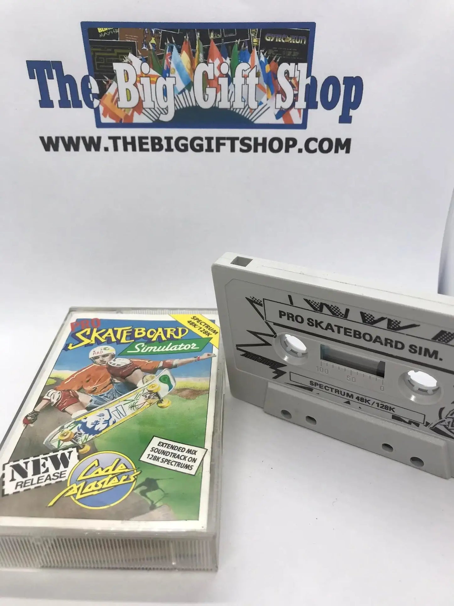 Pro Skateboard Simulator, Extended Mix (Tested), ZX Spectrum, Codemasters Magretro