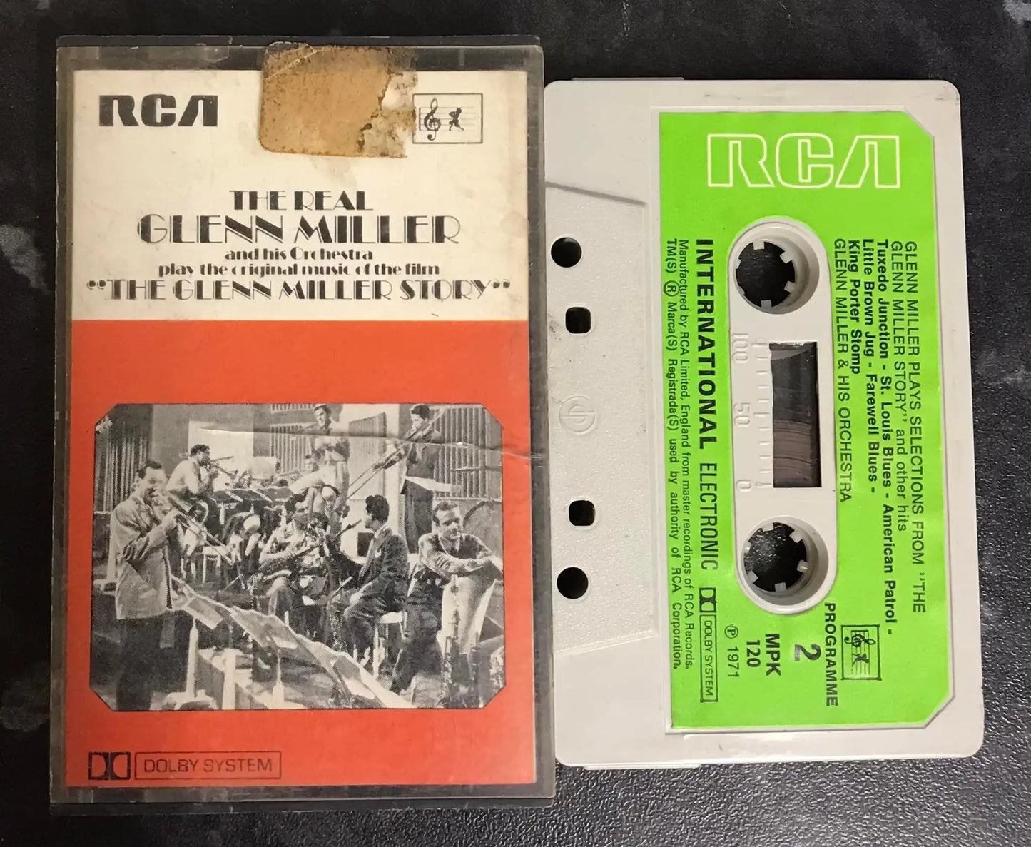 Glenn Miller plays selections from 'The Glenn Miller Story', mpk 120 Magretro