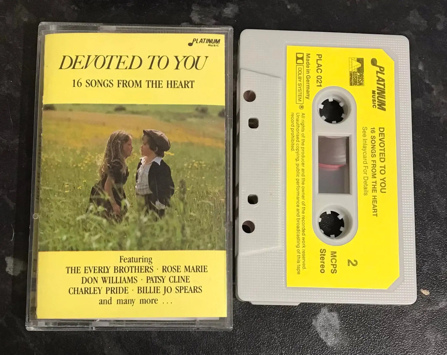 Devoted to you, 16 songs from the heart, PLAC 021, Platinum Label Magretro