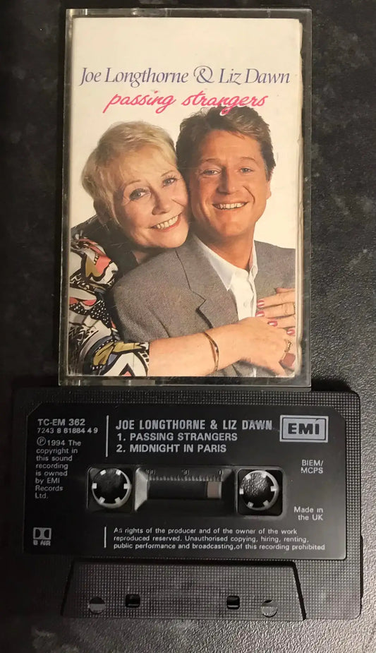 Joe Longthorne & Liz Dawn, Passing Strangers Single, EMI,7243 8 81884 4 9 Magretro