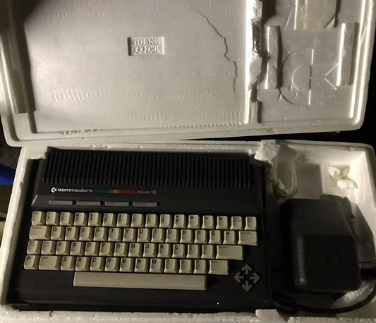 Vintage Commodore Plus/4 Computer Plus 4 UK PAL Magretro