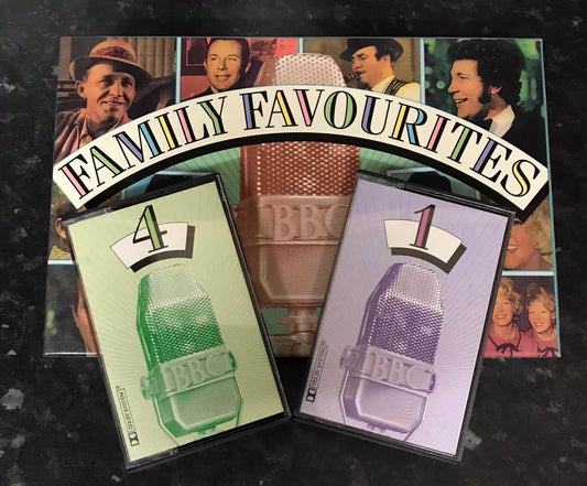 Family Favourites Tapes 1 and 4 Only Album, Vintage Cassette Magretro