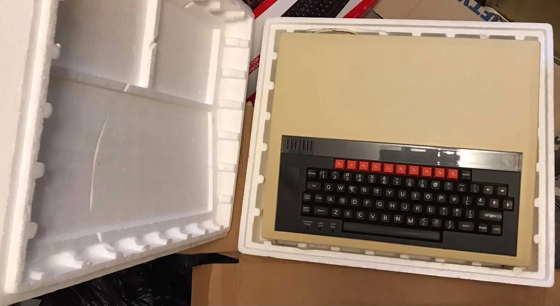 Vintage BBC Microcomputer For Sale, ANB01 Model, UK, PAL Magretro