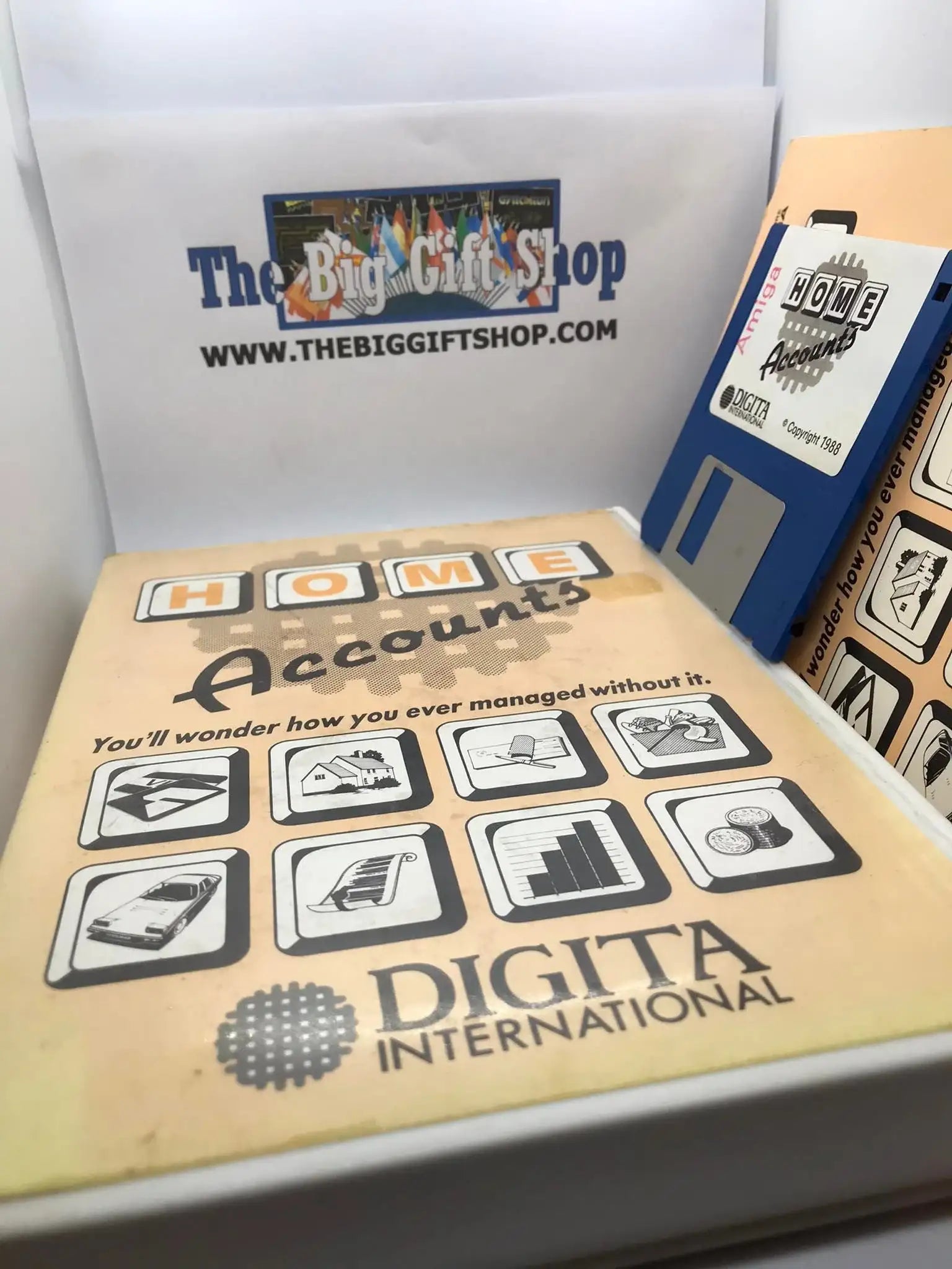 Home Accounts, Amiga, Released by Digita International Magretro