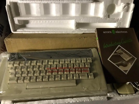 Vintage Acorn Electron Computer UK PAL Magretro