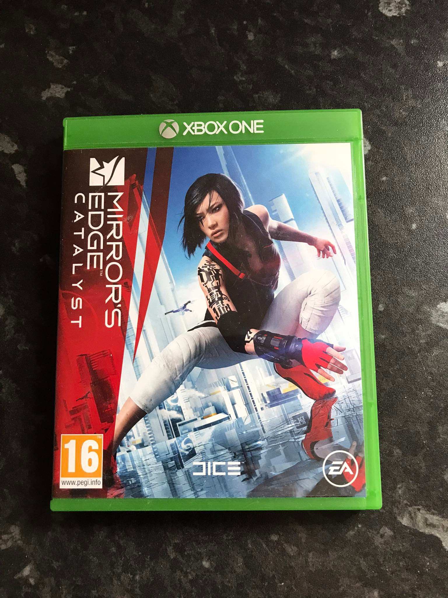 Mirrors Edge Catalyst, XBOX ONE Game Magretro