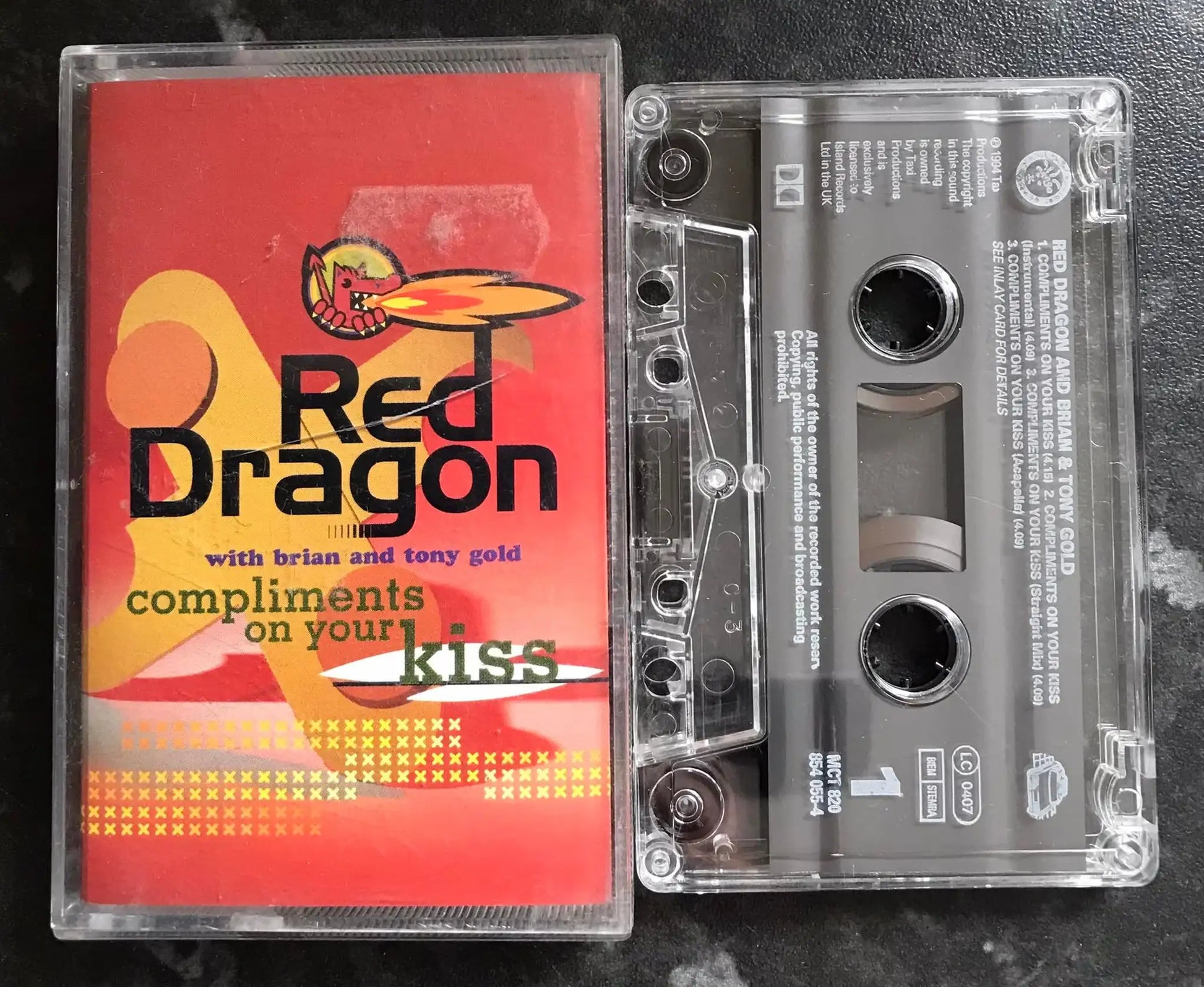 Red Dragon, Brian & Tony Gold, Compliments On Your Kiss, MCT 820 Magretro