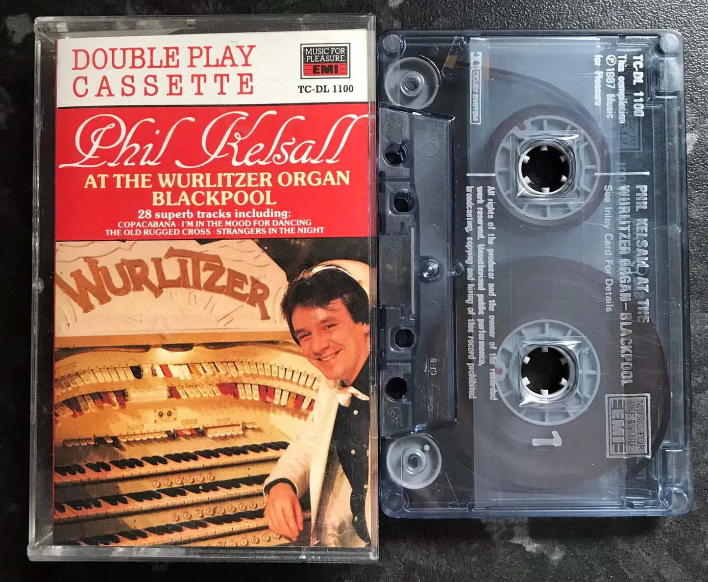 Phil Kelsall at the Wurlitzer Organ Blackpool album, TC-DL 1100 Magretro