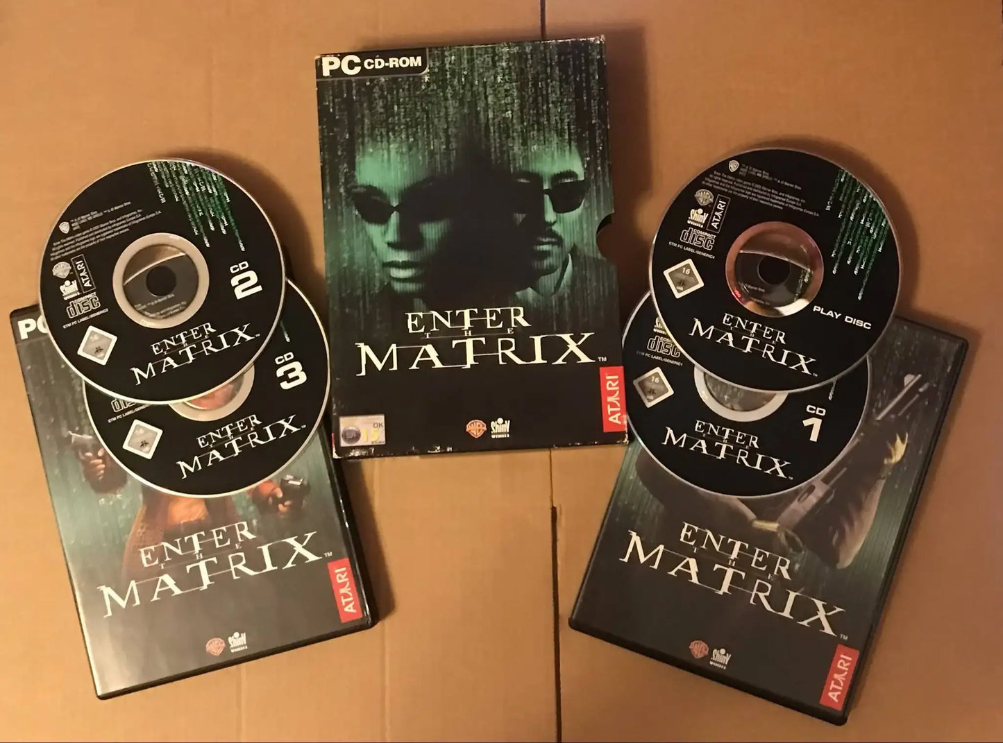 Enter The Matrix - 4 CD Slipcase Edition -PC CD ROM Game Magretro