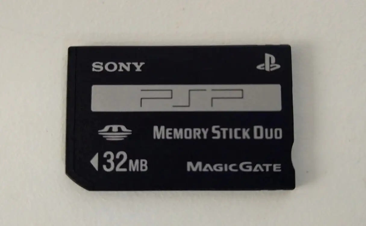 Sony 32MB PSP Memory Stick Duo Card - For Sony PSP 1000 2000 3000 Console Magretro