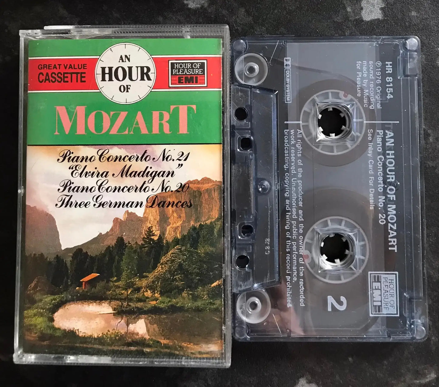 An Hour of Mozart Album, hr 8154, Piano Concerto no 20 and 21, Vintage Cassette Magretro