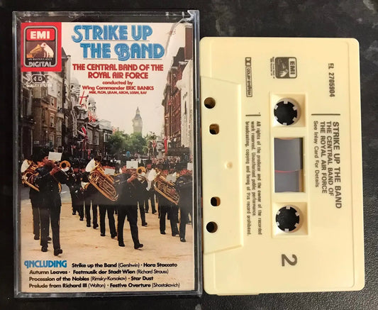 Strike Up the Band, The Central Band Of The Royal Air Force, el 27 0590 4 Magretro