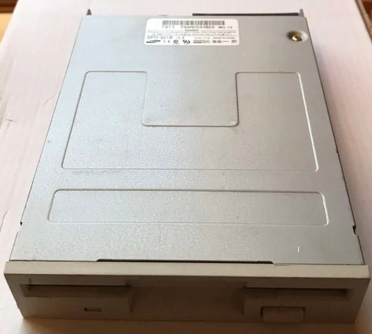Samsung 3.5" Floppy Disc Drive Model: SFD-321B /LE Magretro