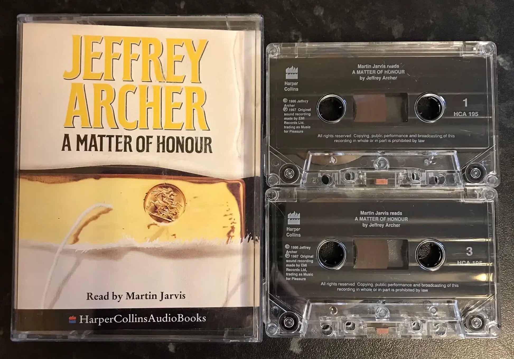 A Matter Of Honour Audiobook, Jeffrey Archer, HCA 195, Vintage Cassette Magretro
