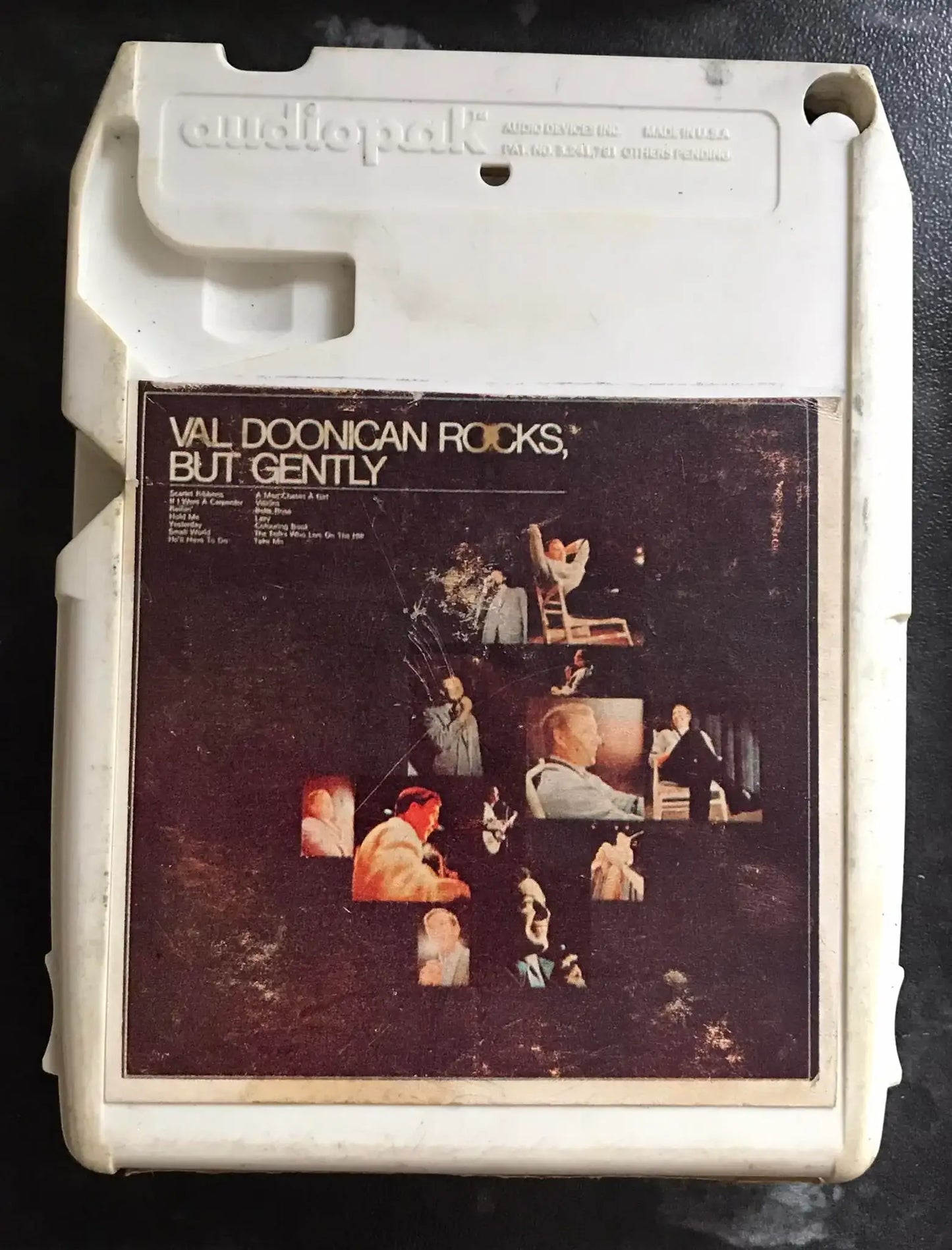 Val Doonican Rocks, But Gently, 8 TRACK Vintage Cassette Magretro