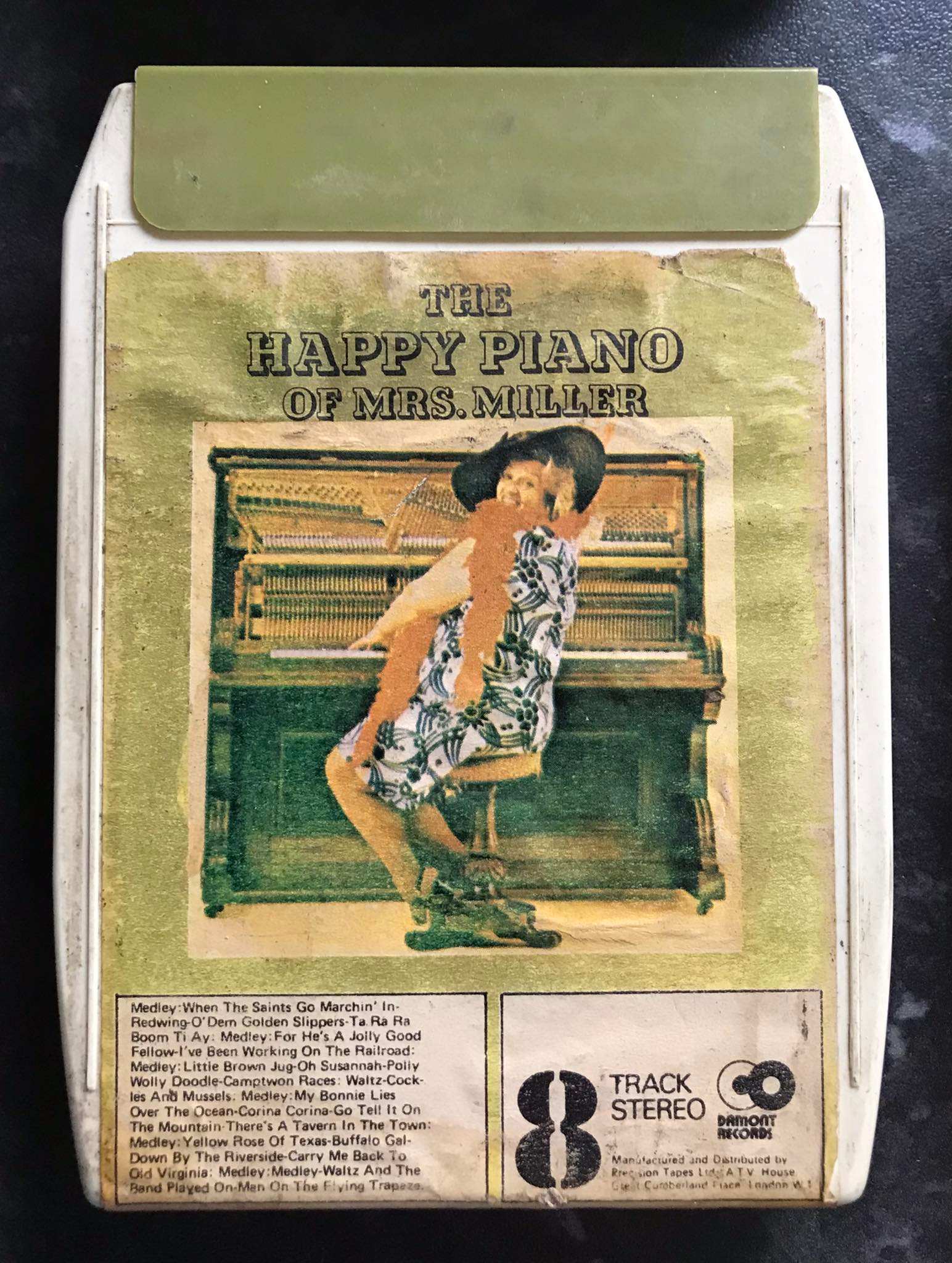 The Happy Piano of Mrs Mills, 8 TRACK Vintage Cassette Magretro